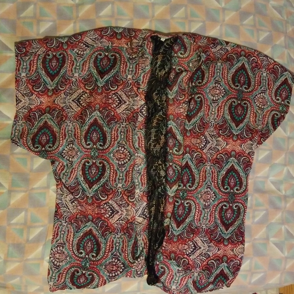 Patterned kimono